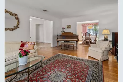 130 Fairway Rd, Brookline, MA 02467 - Photo 10