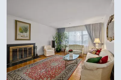 130 Fairway Rd, Brookline, MA 02467 - Photo 8