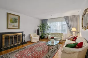 130 Fairway Rd, Brookline, MA 02467 - Photo 8