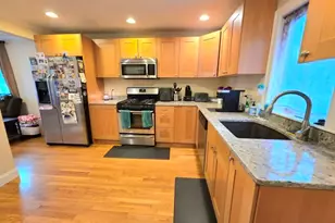 41 Gould St, Melrose, MA 02176 - Photo 8