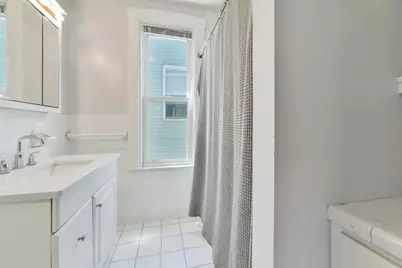 34-36 Boston St #3, Boston, MA 02127 - Photo 4