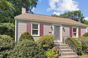 312 Linden St, Wellesley, MA 02481 - Photo 4