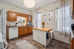 617 E 8th St, Boston, MA 02127 - Photo 4