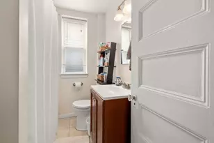 617 E 8th St, Boston, MA 02127 - Photo 36