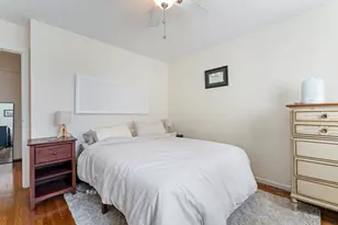 425 S Huntington, Boston, MA 02130 - Photo 10