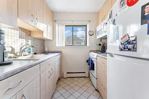 425 S Huntington, Boston, MA 02130 - Photo 8