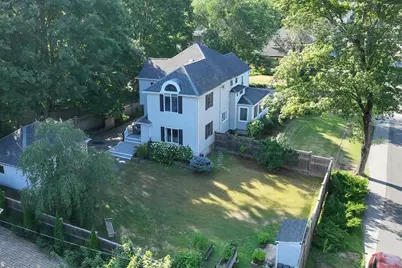 100 Prescott St, Reading, MA 01867 - Photo 2