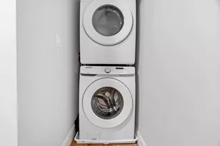 1721 Centre St, Boston, MA 02132 - Photo 28