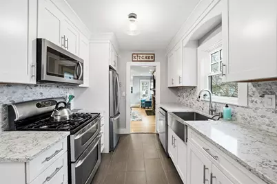 4 Wescott Rd, Stoneham, MA 02180 - Photo 18