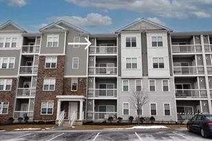 250-402 Martin's Landing, North Reading, MA 01864 - Photo 2