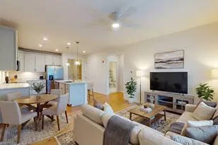 250-402 Martin's Landing, North Reading, MA 01864 - Photo 1