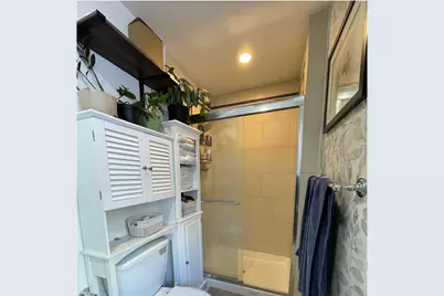 1672 Beacon St #3B, Brookline, MA 02446 - Photo 4