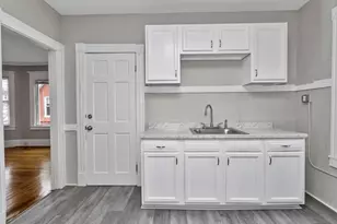 78 Whittier St, Springfield, MA 01108 - Photo 30