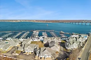 700 Shore Dr, Fall River, MA 02721 - Photo 4