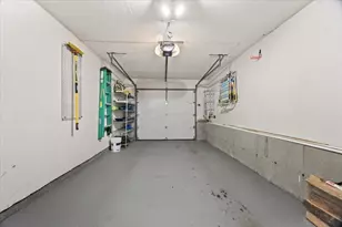 700 Shore Dr, Fall River, MA 02721 - Photo 38