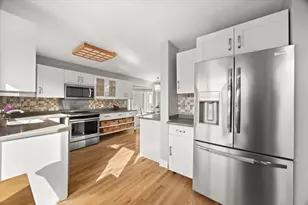 700 Shore Dr, Fall River, MA 02721 - Photo 26