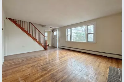 10 Goff St, Boston, MA 02136 - Photo 6