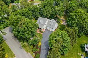 10 Abbey Gate Rd, Barnstable, MA 02635 - Photo 2