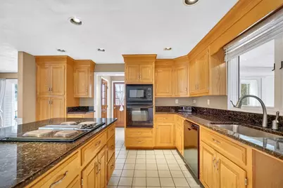 640 South St., Tewksbury, MA 01876 - Photo 4