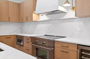 1114 Beacon, Newton, MA 02461 - Photo 6