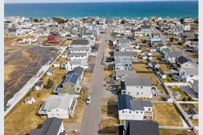 23 11th St W, Salisbury, MA 01952 - Photo 40