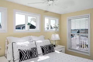 23 11th St W, Salisbury, MA 01952 - Photo 8