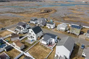 23 11th St W, Salisbury, MA 01952 - Photo 42