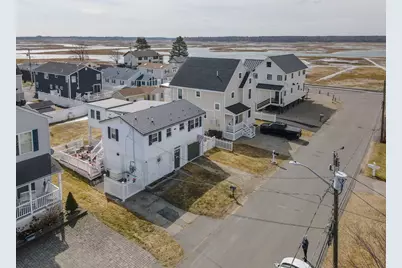 23 11th St W, Salisbury, MA 01952 - Photo 38