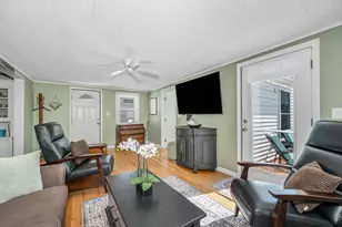 23 11th St W, Salisbury, MA 01952 - Photo 4