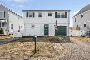 23 11th St W, Salisbury, MA 01952 - Photo 36