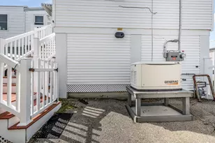 23 11th St W, Salisbury, MA 01952 - Photo 34