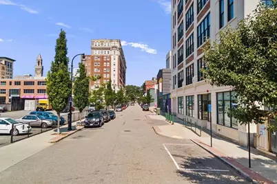 70 Southbridge St #504, Worcester, MA 01608 - Photo 18