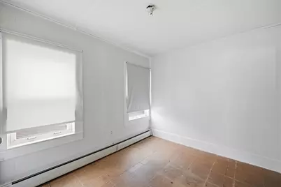 10-12 Oakdale Pl, Easthampton, MA 01027 - Photo 22