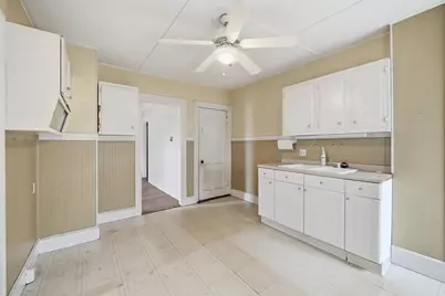 10-12 Oakdale Pl, Easthampton, MA 01027 - Photo 34