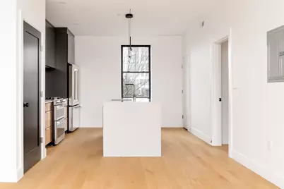 182 Tremont St #4, Somerville, MA 02143 - Photo 4