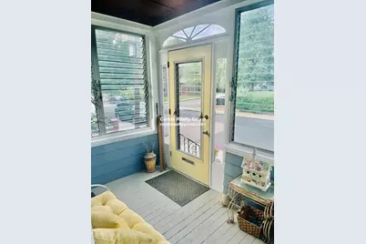 118 Governor Winthrop Rd #118, Somerville, MA 02145 - Photo 2