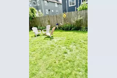 118 Governor Winthrop Rd #118, Somerville, MA 02145 - Photo 14