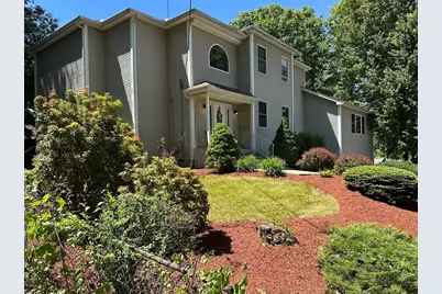 136 Thompkins Avenue, East Longmeadow, MA 01028 - Photo 1
