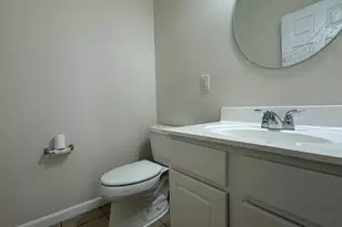 136 Thompkins Ave, East Longmeadow, MA 01028 - Photo 14