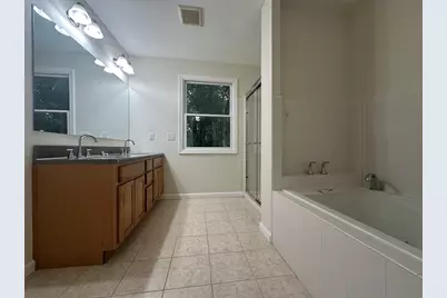 136 Thompkins Avenue, East Longmeadow, MA 01028 - Photo 24