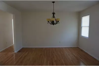 136 Thompkins Avenue, East Longmeadow, MA 01028 - Photo 10