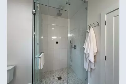 68 Tallyho Dr, Springfield, MA 01118 - Photo 14