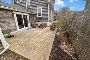 70 Chestnut St, Fairhaven, MA 02719 - Photo 32