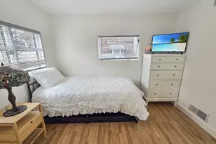 70 Chestnut St, Fairhaven, MA 02719 - Photo 28