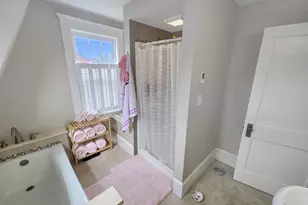 70 Chestnut St, Fairhaven, MA 02719 - Photo 12