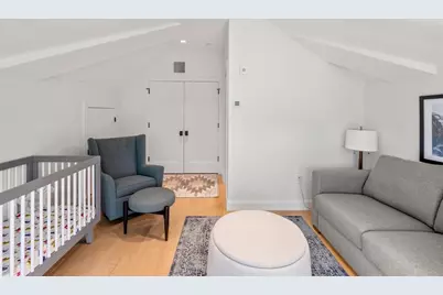 21 Crowninshield Rd #21, Brookline, MA 02446 - Photo 20