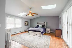 438 Gulf Rd W, Dartmouth, MA 02748 - Photo 14