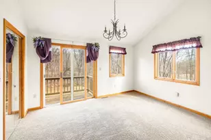 29 Cork Cir, Millville, MA 01529 - Photo 22