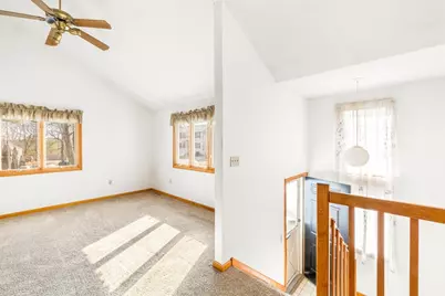 29 Cork Cir #F, Millville, MA 01529 - Photo 2