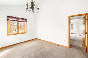 29 Cork Cir, Millville, MA 01529 - Photo 24